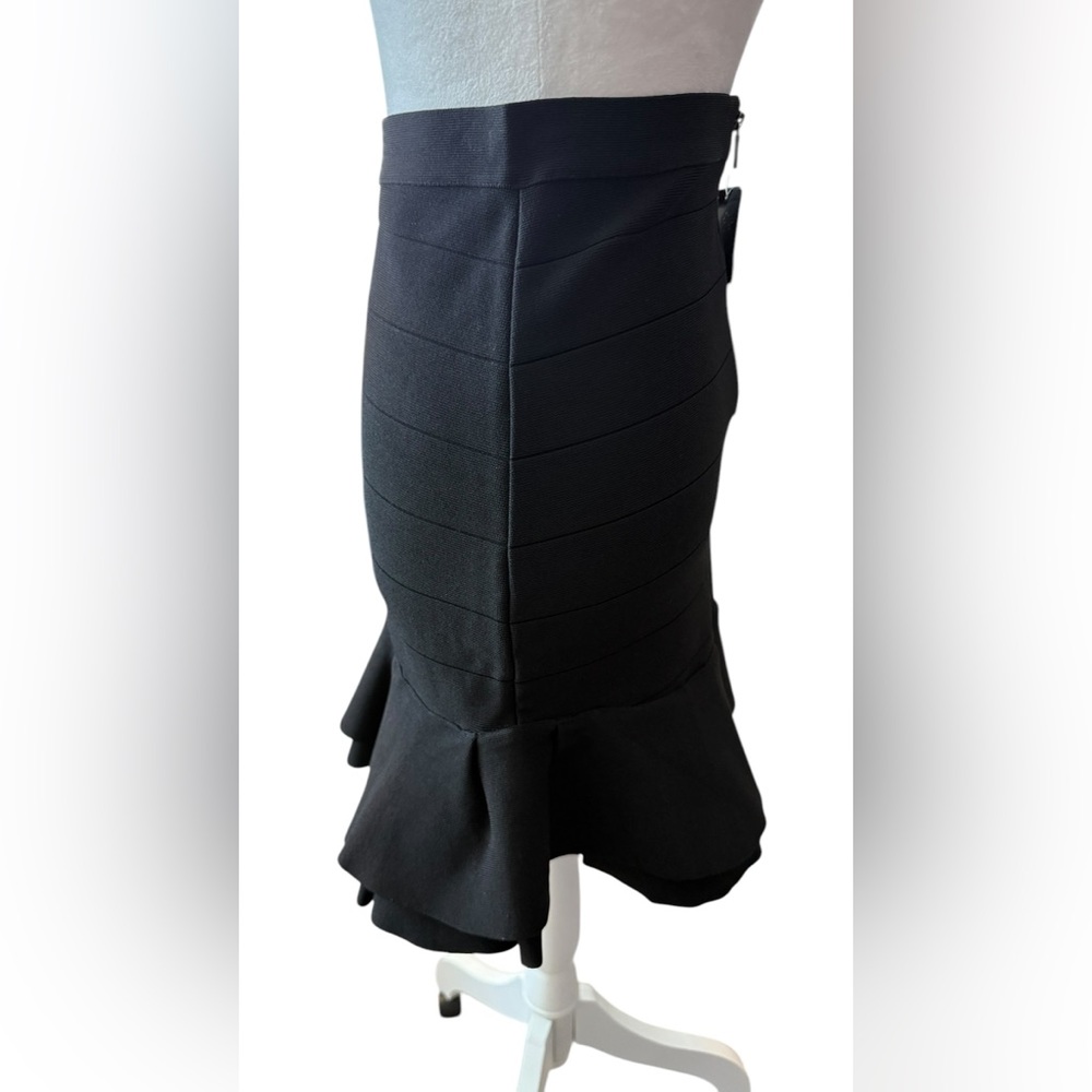Elegant Bebe Black Ruffle Mini Skirt - Picture 4 of 7